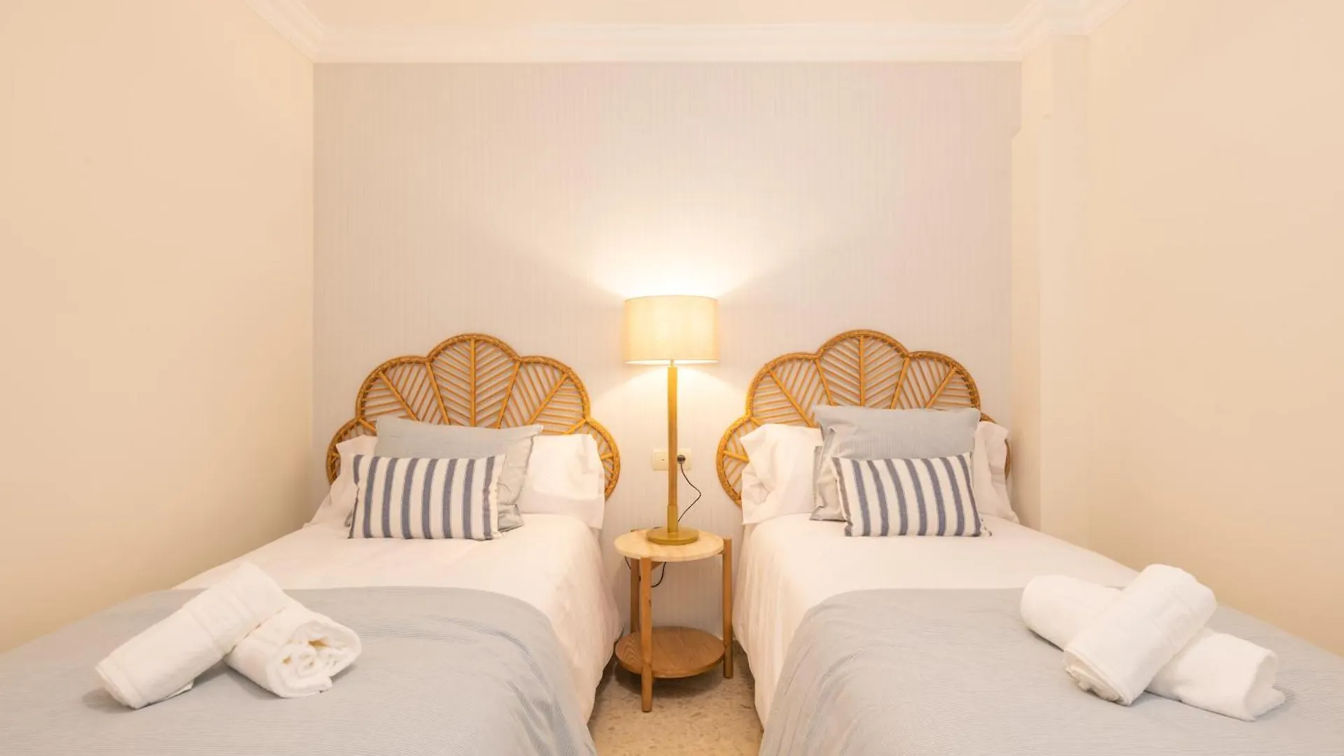 Daire Fantastico Piso 3 Habitaciones Fuengirola İspanya